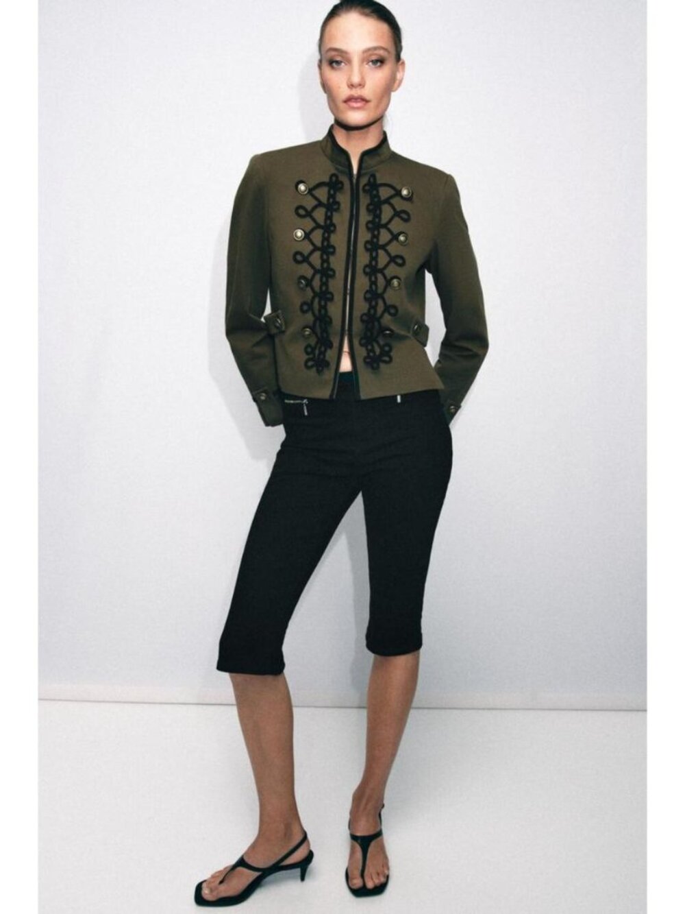 ZARA BLAZER WITH EPAULETS AND FIREMAN CLASP - Picture 2 of 8